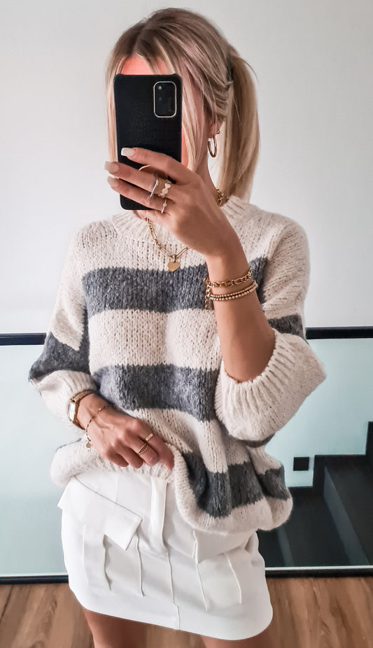Weicher Strickpullover Alice gestreift - beige-grau