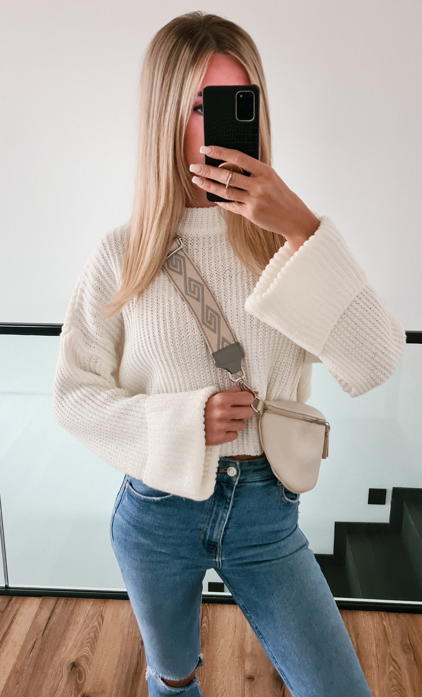 Strickpulli m. seitlichem Schlitz Ally kurz - wollweiß
